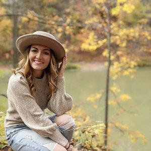 Meet your Posher, Rachel